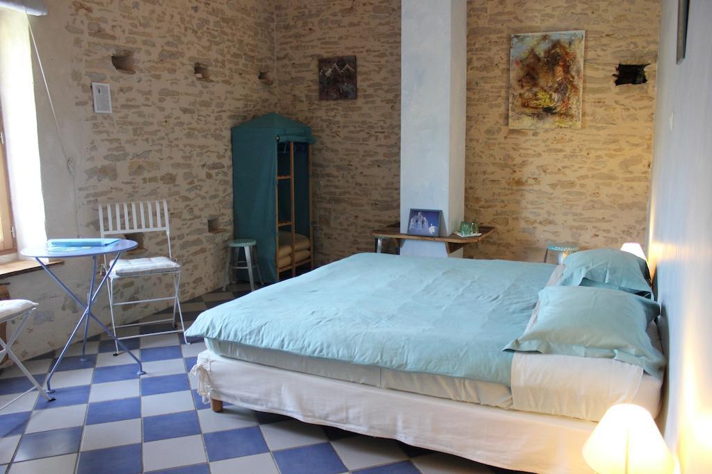 La Bicyclette Fleurie Bed & Breakfast Villemoirieu Bilik gambar