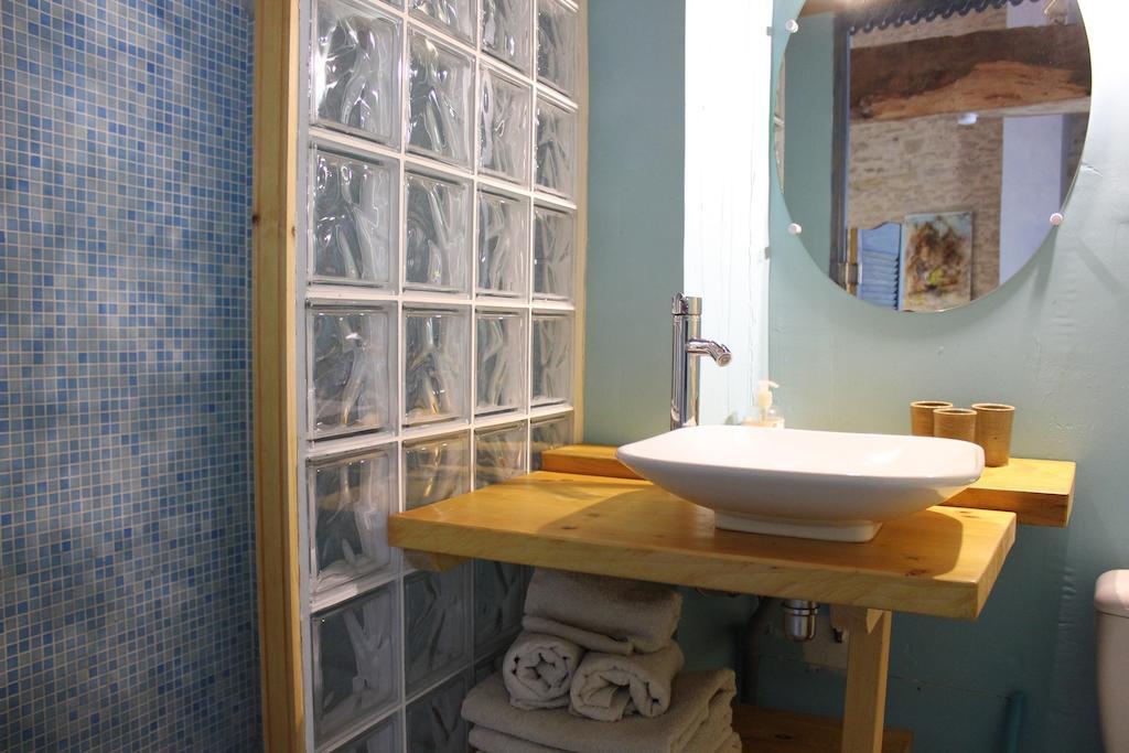 La Bicyclette Fleurie Bed & Breakfast Villemoirieu Bilik gambar
