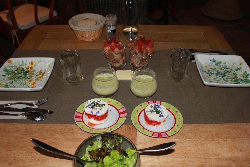 La Bicyclette Fleurie Bed & Breakfast Villemoirieu Luaran gambar